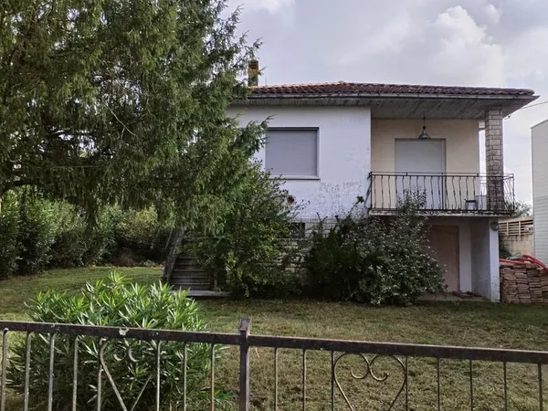 Maison 5 pièces sur terrain de 1216 m2