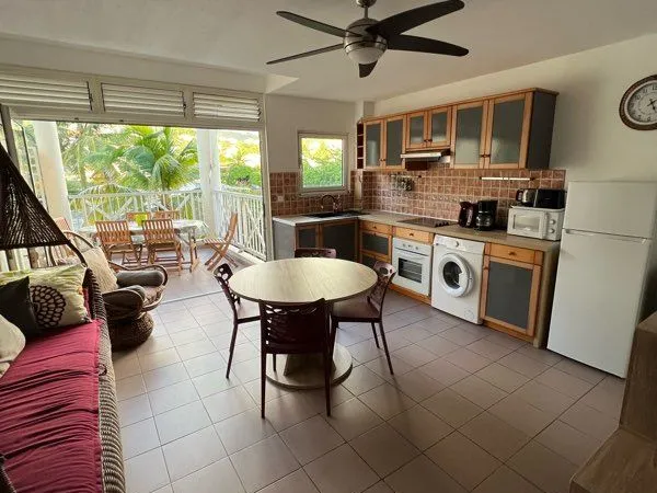 À LOUER - Appartement T4 duplex meublé - Résidence avec piscine