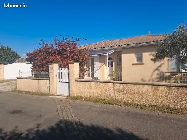 Maison avec jardin et garage