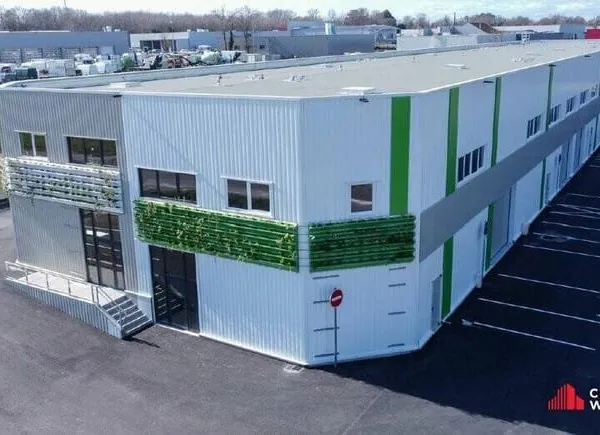 Local d'activité 2207 m²