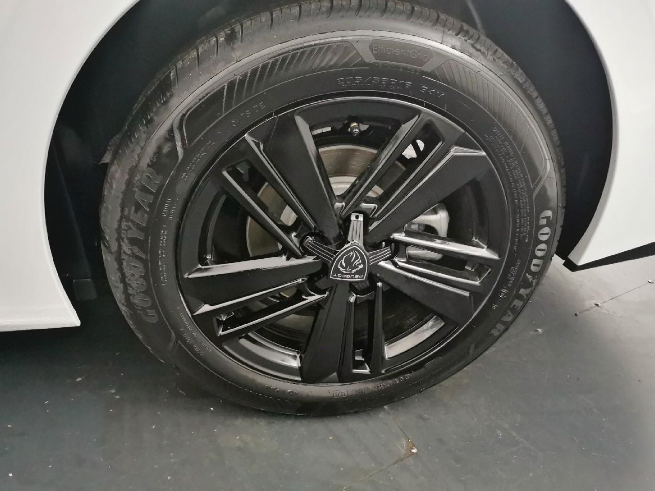 Peugeot 308 sw hybrid 145 e-dcs6 style — photo 16
