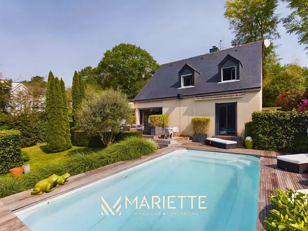Maison 8 pièces 165 m²