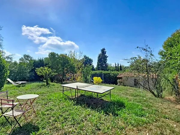 VENCE TERRAIN À BÂTIR DE 662 m2 CU OPÉRATIONNEL FAVORABL