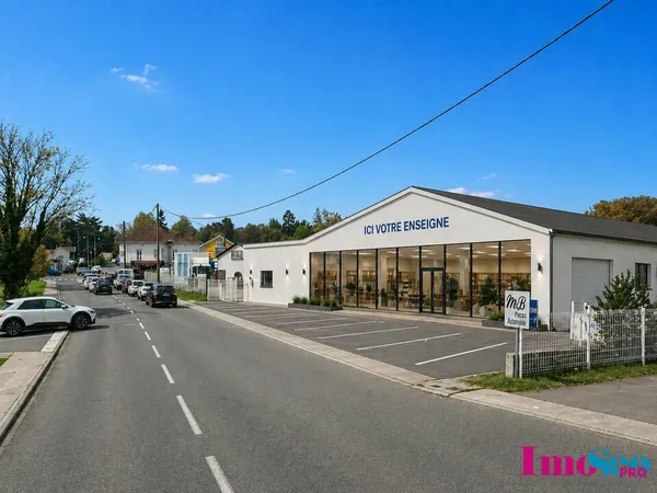 LOCAL COMMERCIAL à LOUER