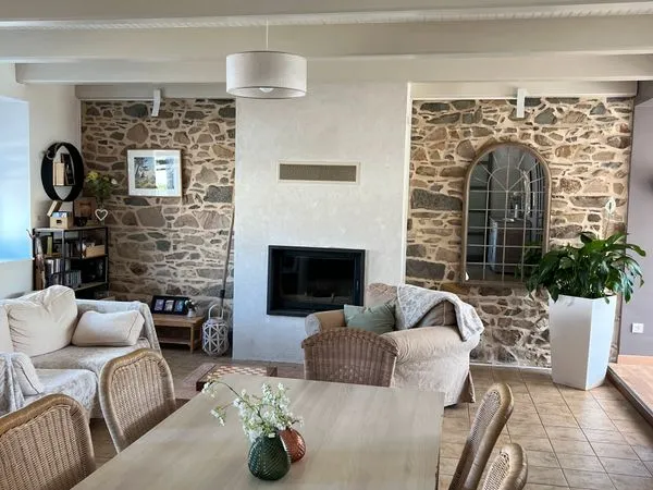 6 chambres, grand terrain et potentiel constructible - Une maison familiale pleine de possibilités à