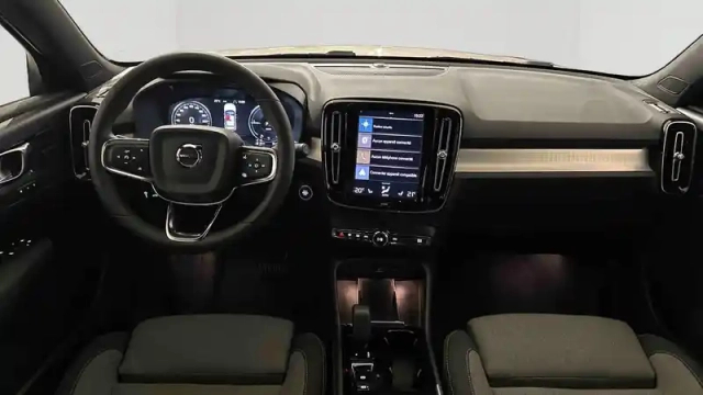 Volvo Xc40 t4 recharge 129+82 ch dct7 — photo 12