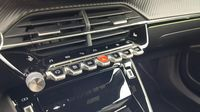 Peugeot 2008 e-2008 136ch GT Pack — photo 15