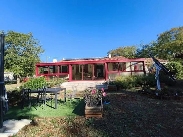 Maison de plain-pied 6 pièces 142 m²