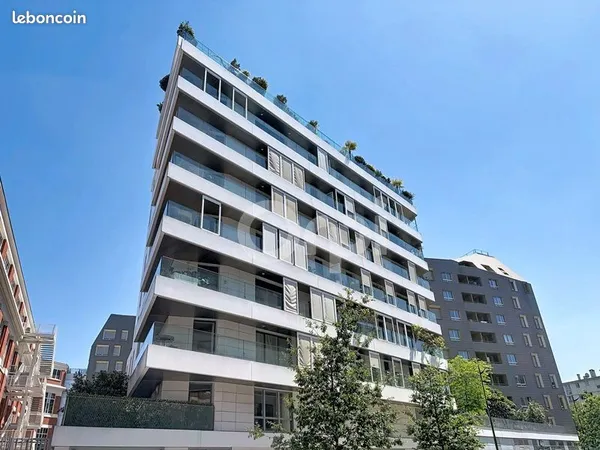Studio 1 pièce 19 m²