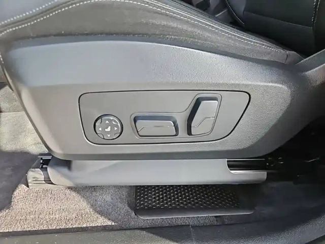 Bmw X1 sdrive 18i 136ch dkg7 — photo 29