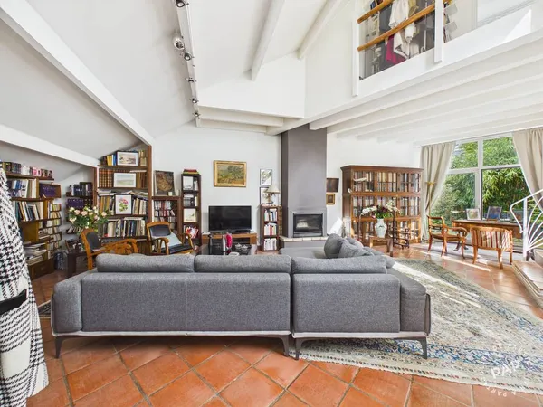 Maison 6 pièces 156 m²