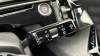 Peugeot 5008 Hybrid 145ch Allure e-DCS6 — photo 24