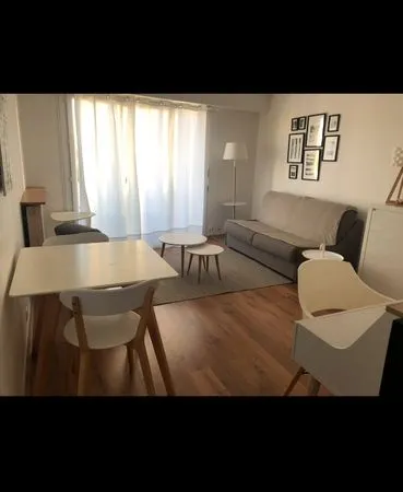 Location a l'année studio meublé