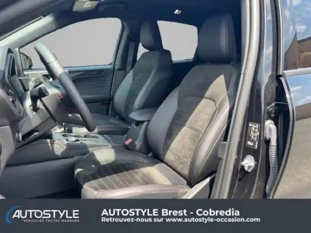 Ford Kuga 2.5 duratec 225ch phev st-line x bva — photo 13