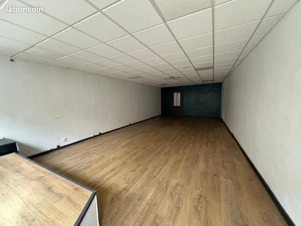 Local 70 m² REMIREMONT