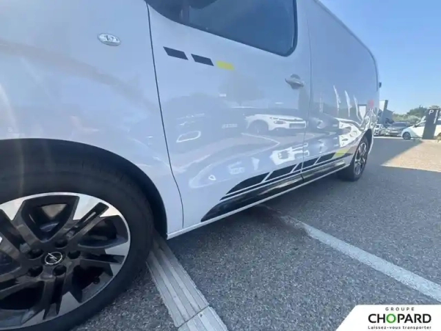Opel Vivaro fgn sportive diesel 180 ch m automatique — photo 19