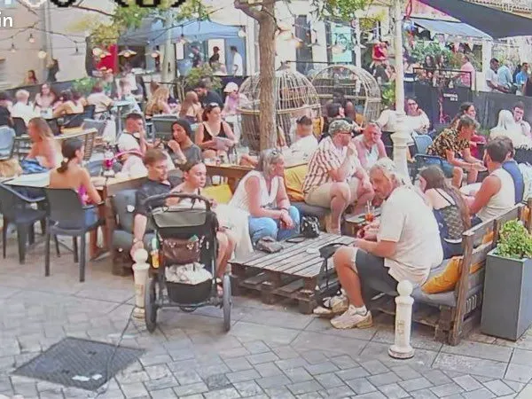 Fonds de commerce bar - toulon centre - 130 000