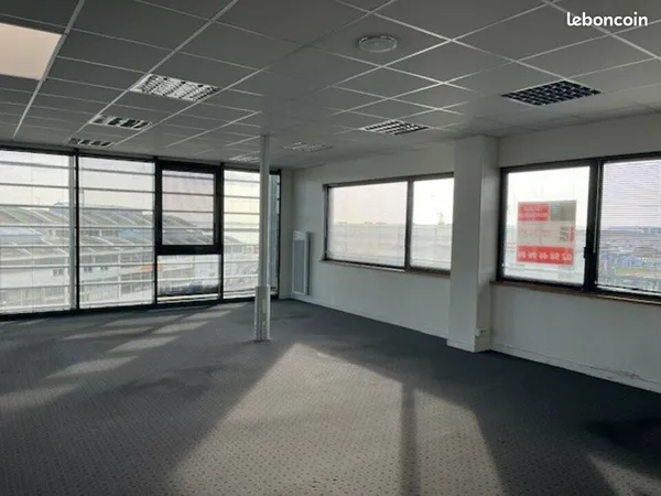 Bureaux 126 m²