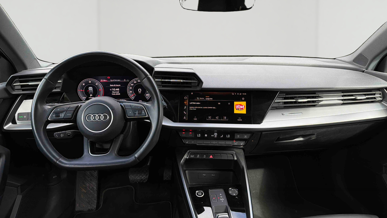 Audi A3 Sportback 35 TDI 150 S tronic 7 — photo 21