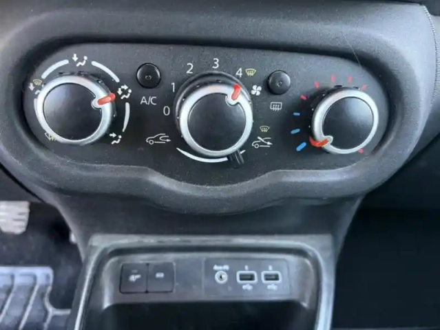 Renault Twingo iii intens tce 95 — photo 57