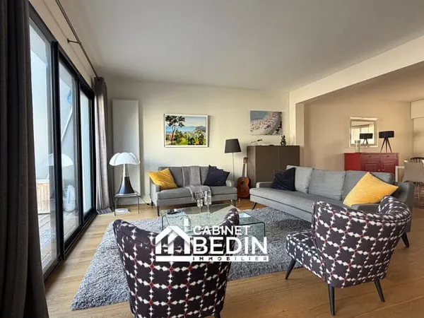 Maison rénovée avec jardin, piscine et stationnement - CAUDERAN PARC BORDELAIS