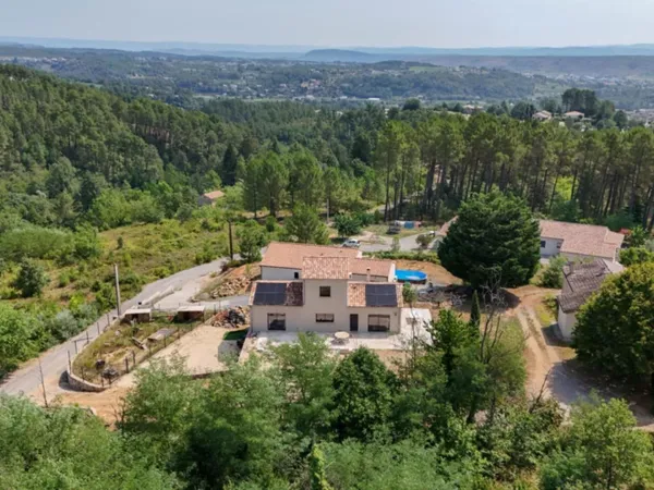 Villa moderne de 2022 aux prestations contemporaines