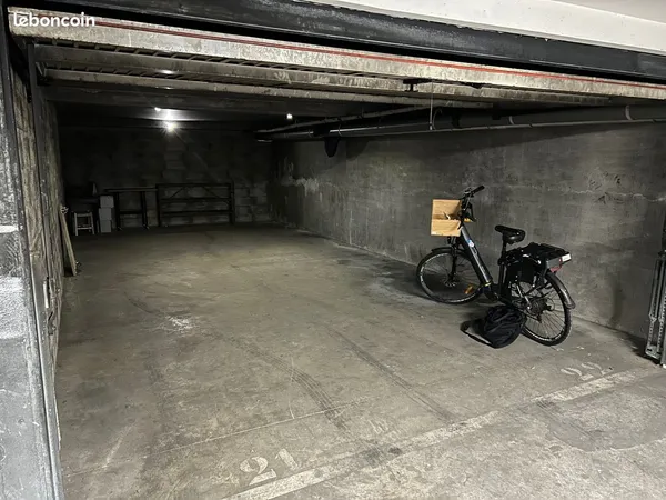 Location Box 50m² - Paris Voltaire / Bastille