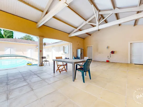 Maison 7 pièces 320 m²