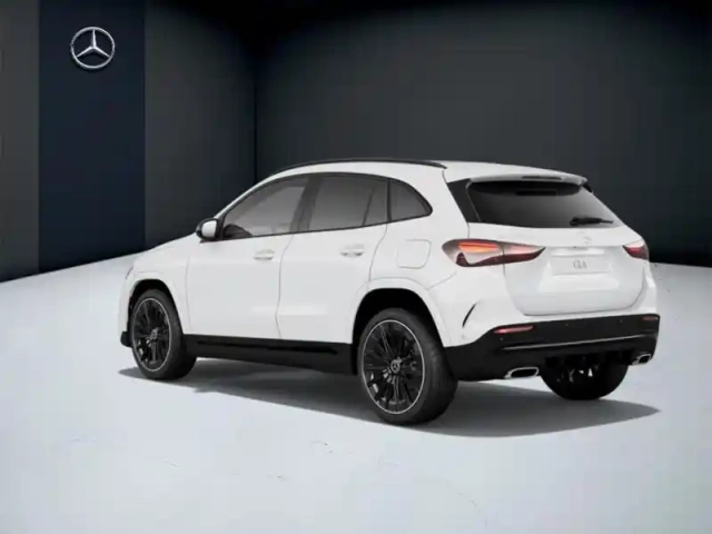 Mercedes Gla 200 d amg line — photo 3