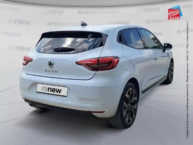 Renault Clio 1.3 tce 140ch lutecia -21n — photo 6