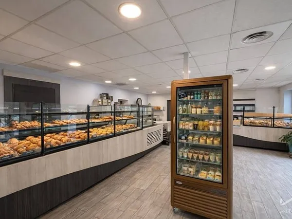 Boutique 1 pièce 324 m²