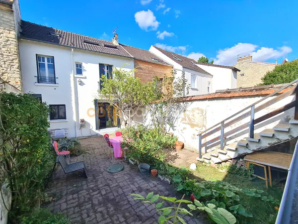 Maison Carrieres Sous Poissy 6 pièce(s) 162 m2