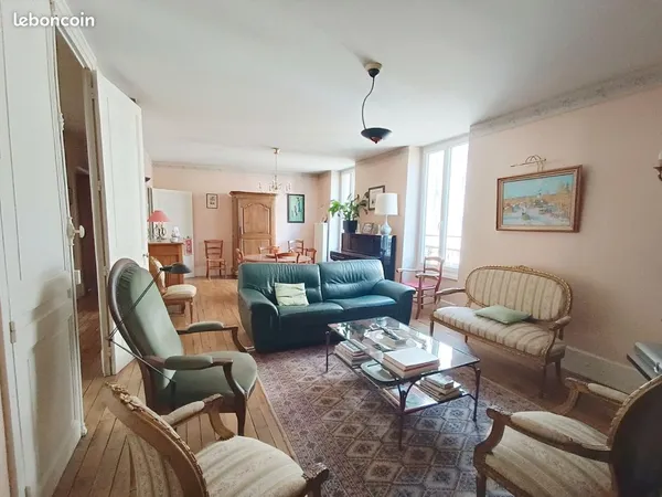 Appartement de caractère 114 M2 Bourges Centre avec possibilité d'acheter les combles aménageables 9
