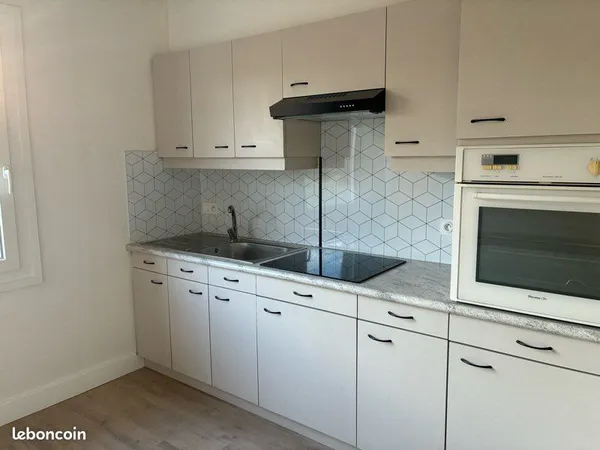 Maison 6 pièces 100 m² avec terrain et garage - Ouches - 4 chambres