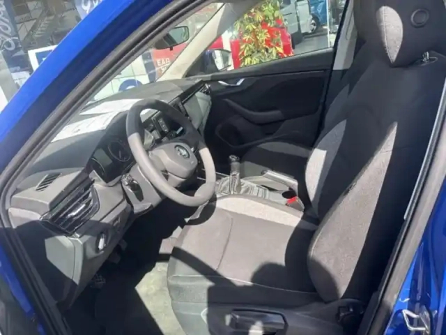 Skoda Kamiq 1.0 tsi 95ch active — photo 10