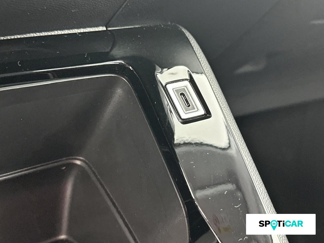 Peugeot 208 1.2 hybrid 100ch style e-dcs6 — photo 18