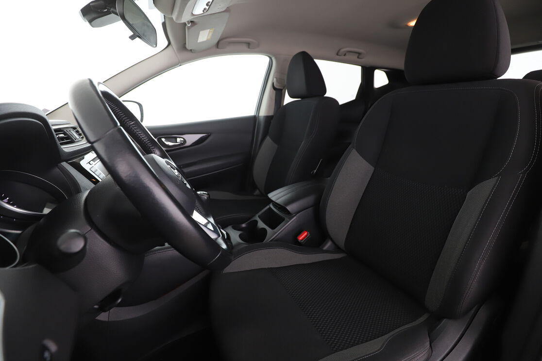 Nissan Qashqai 1.5 dCi — photo 9