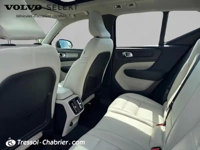 Volvo Xc40 t4 190 ch geartronic 8 inscription — photo 23