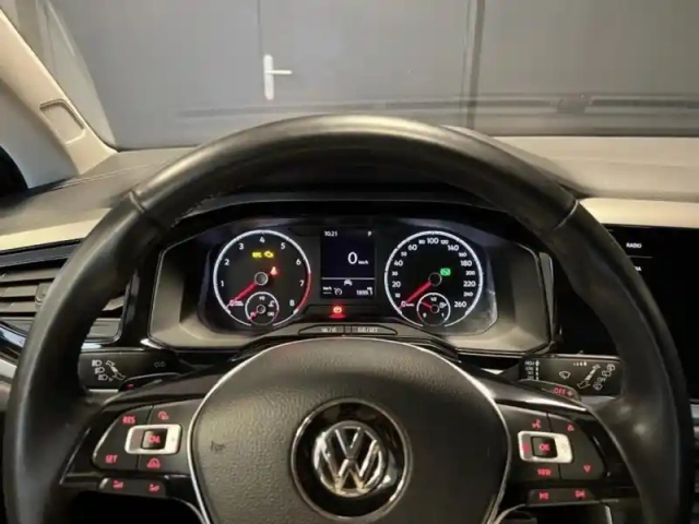 Volkswagen Polo 1.0 80ch lounge business euro6d-t — photo 5