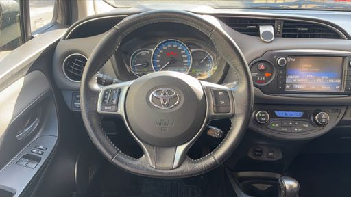 Toyota Yaris 1.5 VVT-i 100 Hybrid E-CVT - Dynamic – 2016 – 112597 km – Hybride essence – Boîte Automatique — photo 30