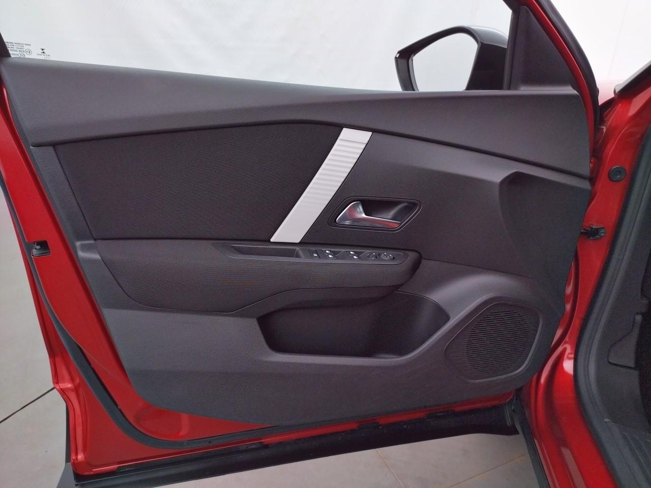 Citroën C4 puretech 100 s&s bvm6 live — photo 23