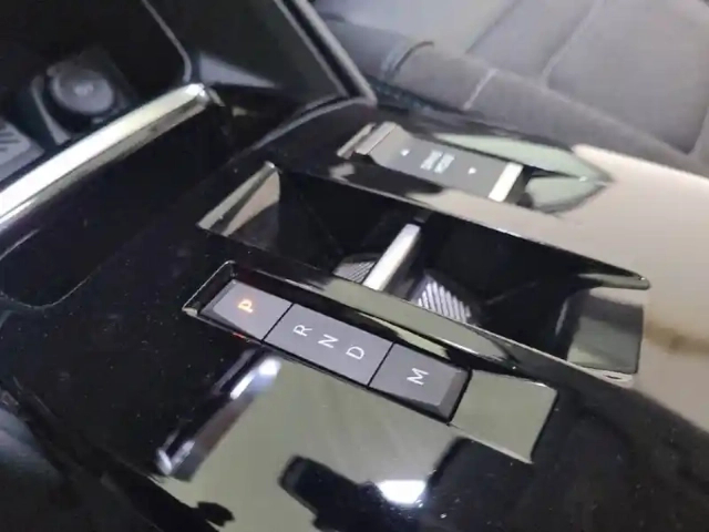Citroën C4 puretech 130 s&amp;s eat8 — photo 45