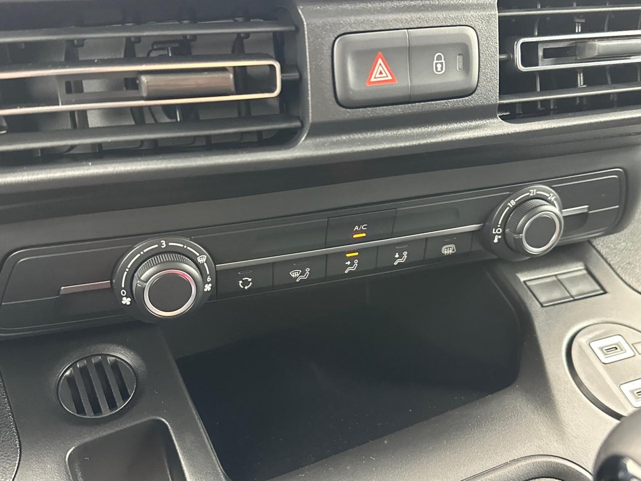 Citroën Berlingo van m diesel 100 ch manuelle — photo 28