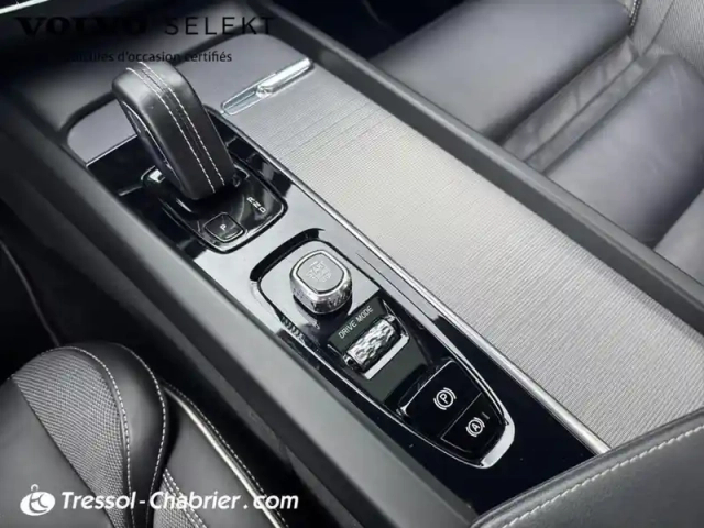 Volvo Xc60 t6 recharge awd 253 ch + 87 ch geartronic 8 r-design — photo 24