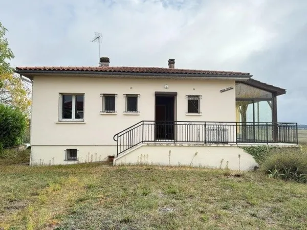 Maison en pierre avec terrain