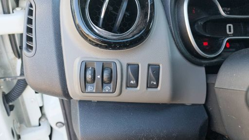 Nissan NV300 2.0 dCi 120 - Optima – 2019 – 68523 km – Diesel – Boîte Manuelle — photo 5