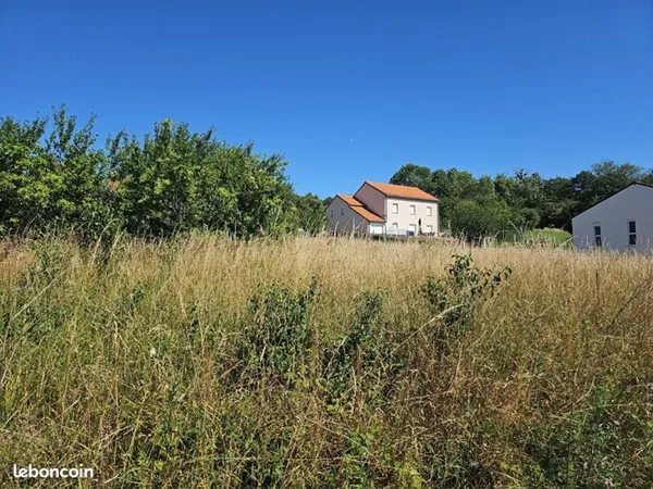 Terrain 728 m² Arry
