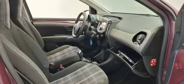 Peugeot 108 vti 72ch bvm5 — photo 91