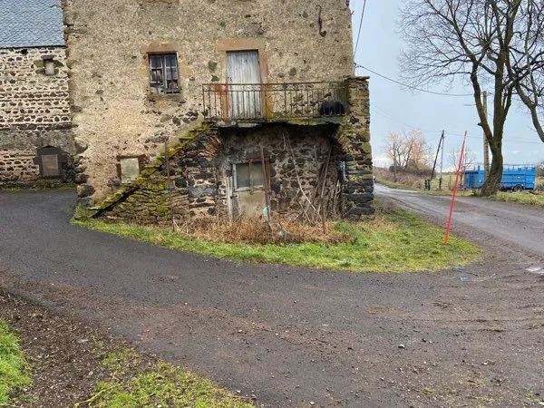 Immobilier maison de campagne avec dépendance à restaurer