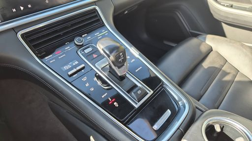 Porsche Panamera 3.0 330  AWD PDK8 - Executive – 2017 – 101950 km – Essence – Boîte Automatique — photo 7